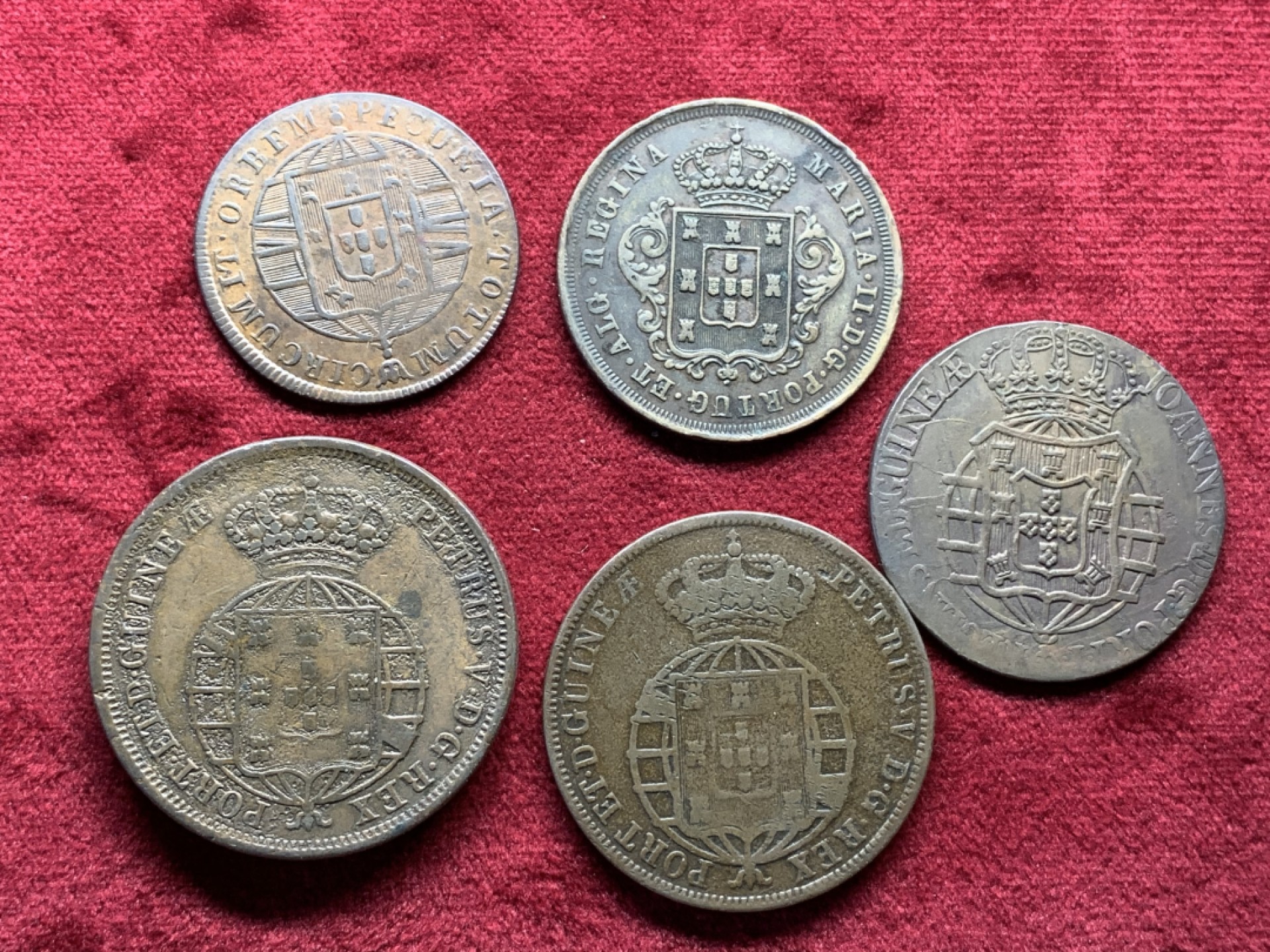 《竞宝斋》第98场-本周日，周一2场连拍（全场不限金额包邮） 葡属一组5枚（安哥拉1814年和1860年1MACUTA，1858年1/2MACUTA，1819年圣多美40REIS，1852年马德拉10REIS）