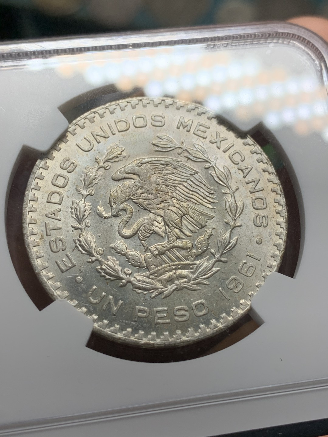 《竞宝斋》第98场-本周日，周一2场连拍（全场不限金额包邮） NGC-MS63 墨西哥1961年 原光小鹰洋1比索银币 非常漂亮