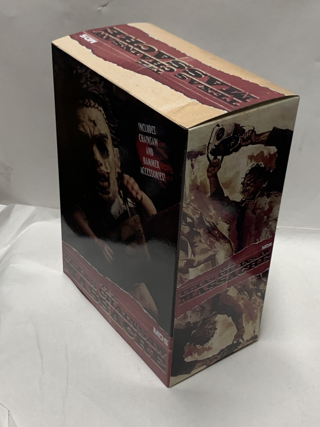 零元拍：Mezco 蚂蚁 MDS 德州电锯杀人狂 皮脸 6寸可动人偶手办，全新未拆。