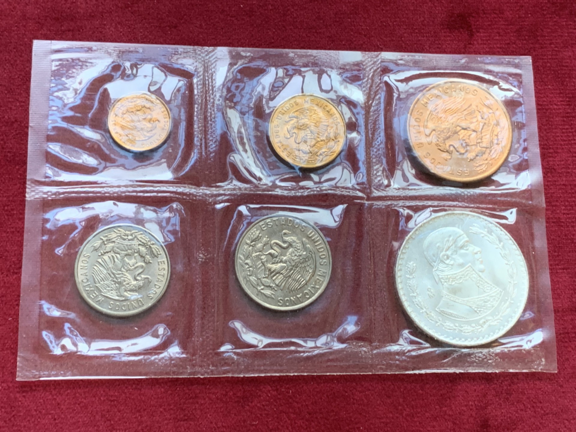 《竞宝斋》第98场-本周日，周一2场连拍（全场不限金额包邮） 1964年墨西哥套币（其中最大一枚含银）