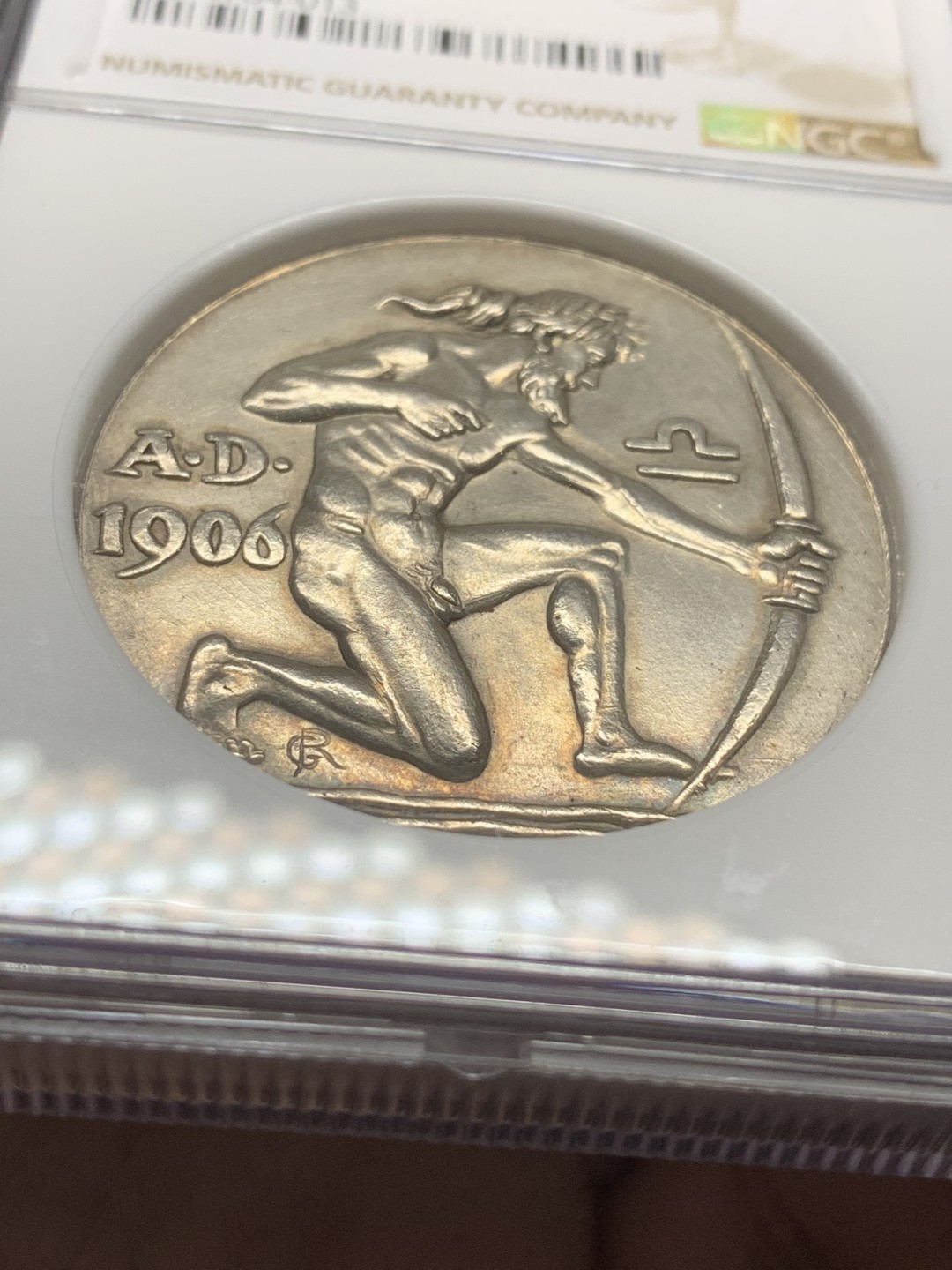 《竞宝斋》第98场-本周日，周一2场连拍（全场不限金额包邮） NGC-MS62 1906 德国 慕尼黑 射击节银章 力与美的结合 充满张力 发髻无磨损 低评