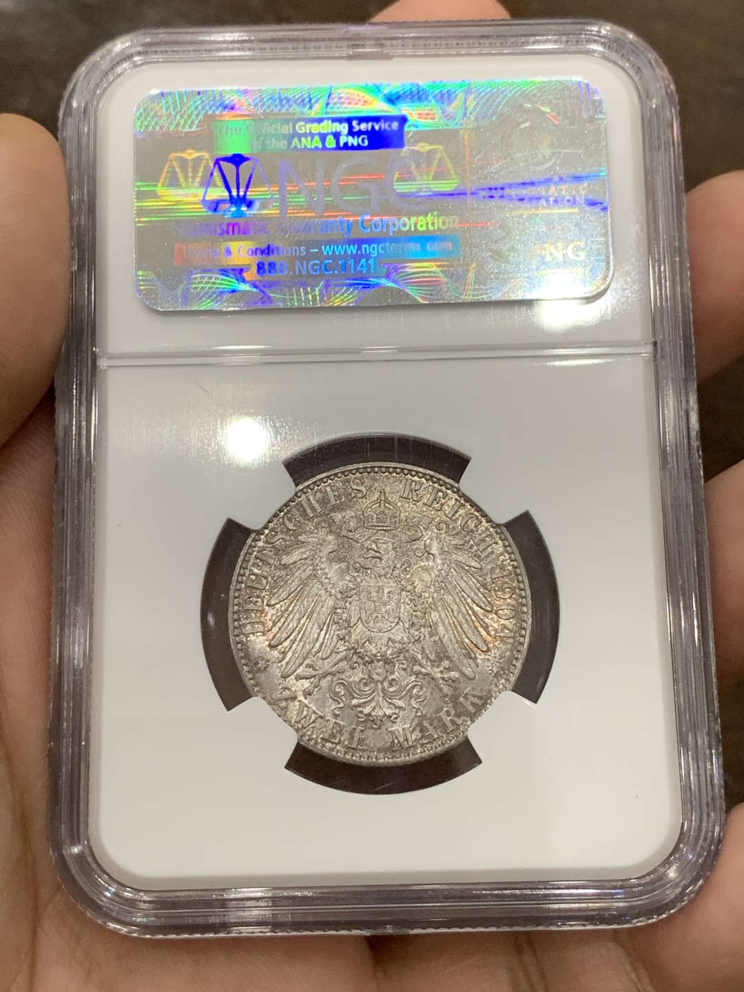 《竞宝斋》第98场-本周日，周一2场连拍（全场不限金额包邮） NGC-MS66 德国萨克森1904E乔治纪念2马克银币，机油转光，少见好品！