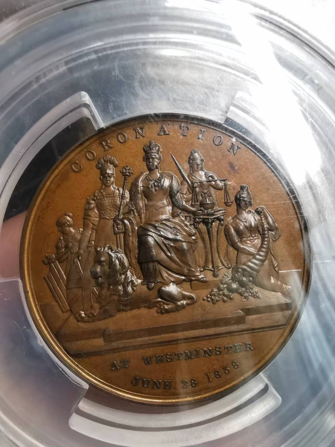 凡希社世界钱币微拍第二百十三期 荐！1838英国维多利亚加冕纪念大铜章PCGS-SP64 J.Davis作品 51mm