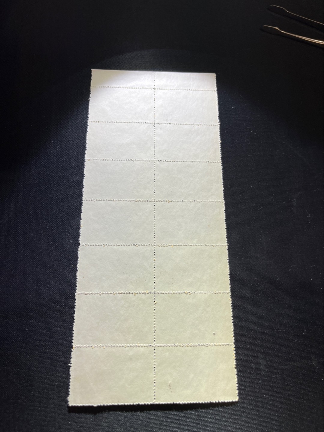 洪涛臻品 精选邮票限时拍卖第三十八期 纪33古代科学家4-1天文学家张衡，全品，版撕大块14连边带色线，现撕。