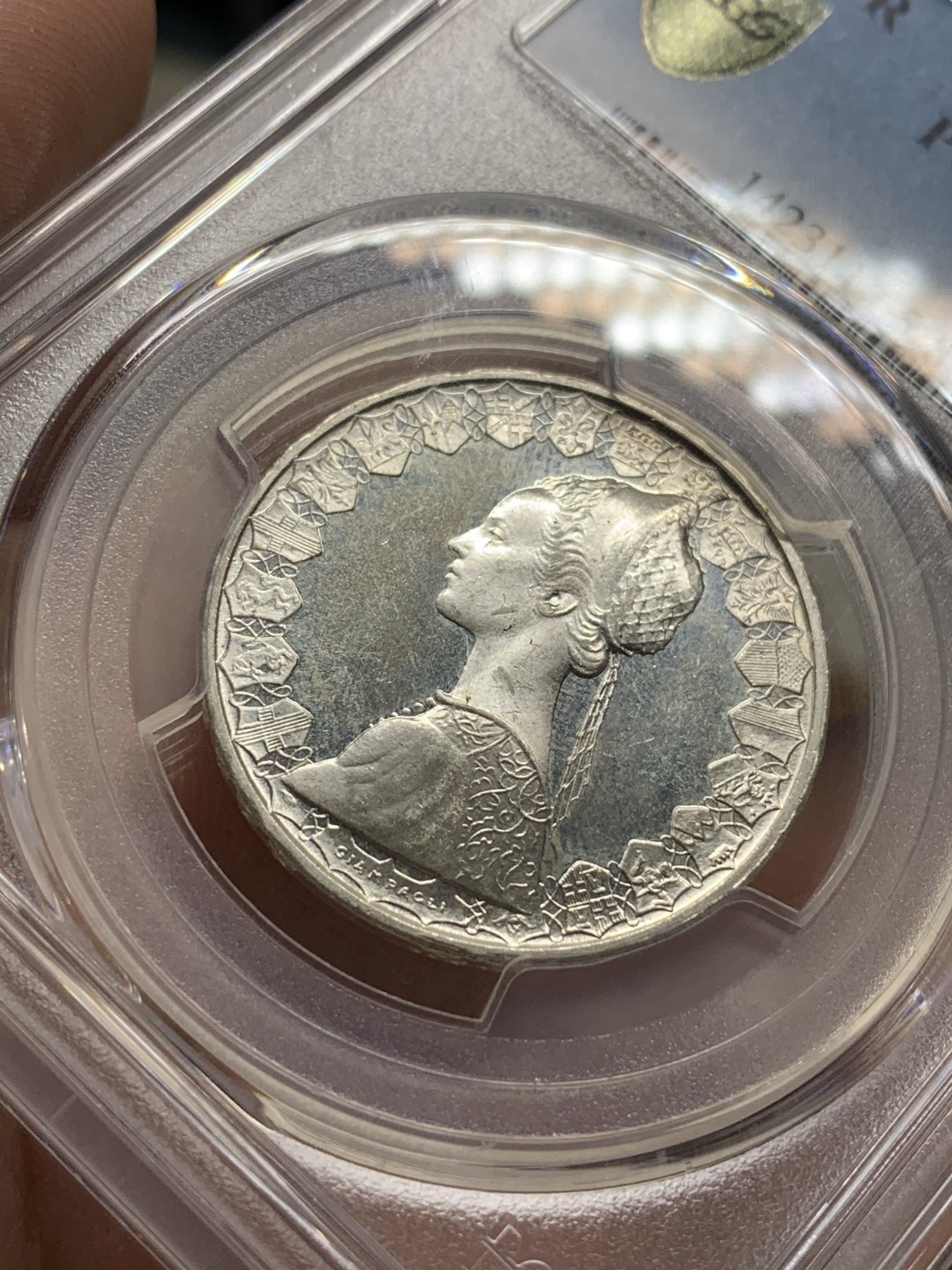 《竞宝斋》第98场-本周日，周一2场连拍（全场不限金额包邮） PCGS-MS65 意大利1966年帆船美女500里拉银币 深度镜面PL状态