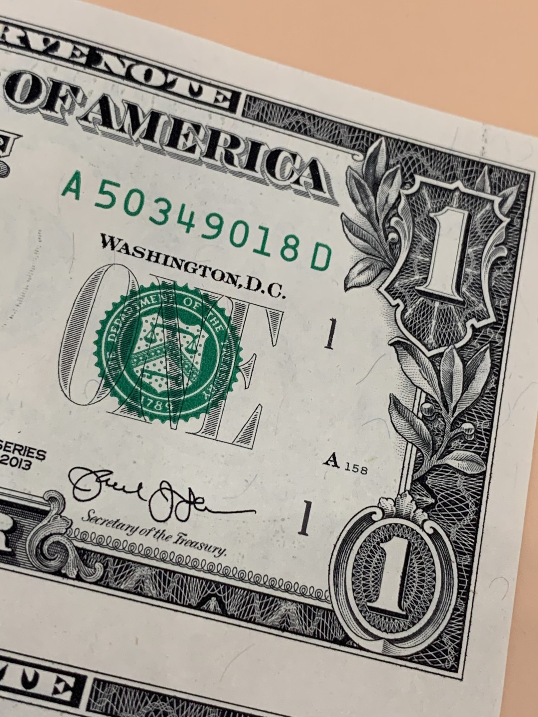 《竞宝斋》第98场-本周日，周一2场连拍（全场不限金额包邮） 2册一起  1美元两连体，2美元四连体，999豹子开头。印钞厂限量发行，带证书册子