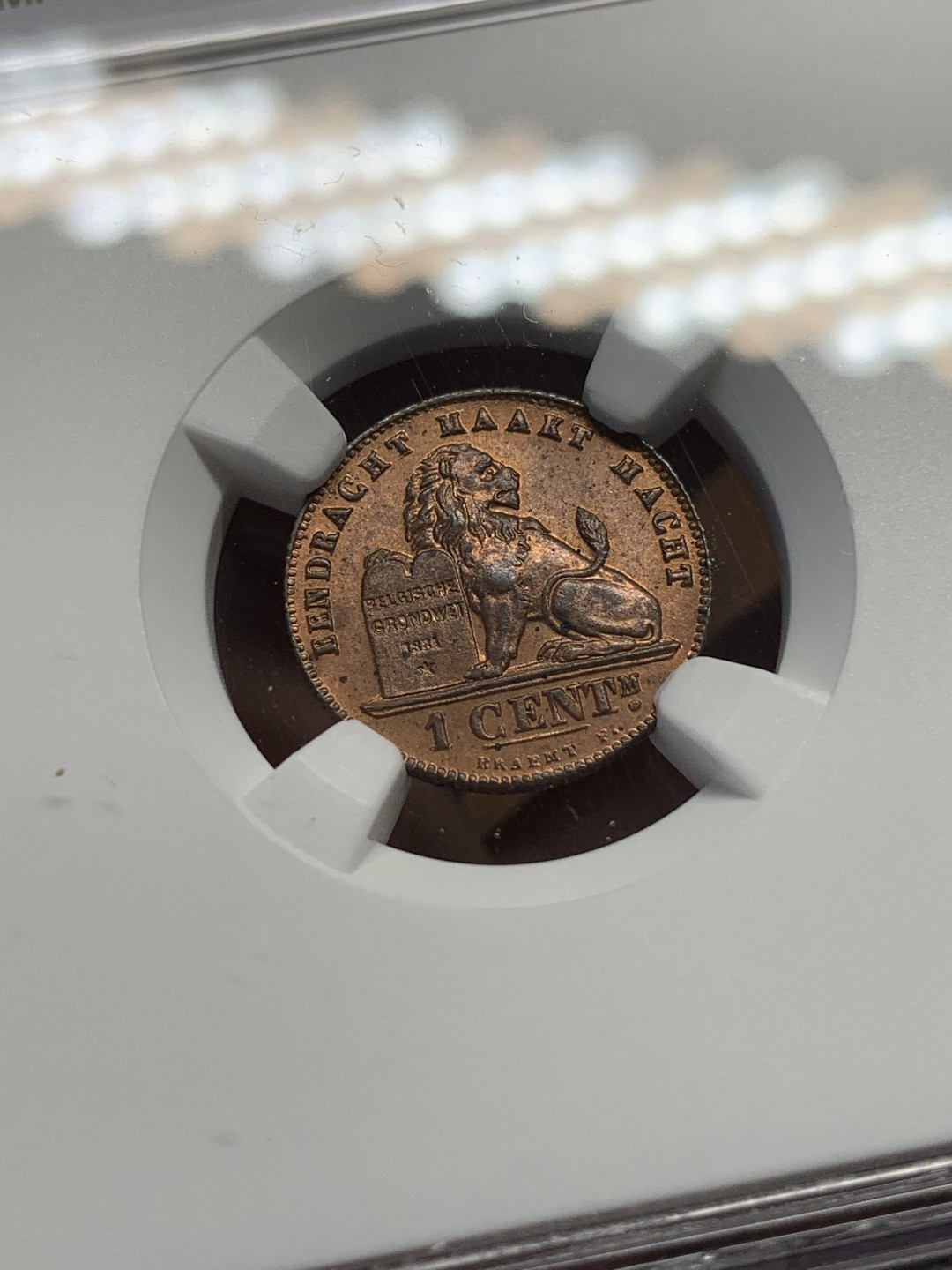 《竞宝斋》第98场-本周日，周一2场连拍（全场不限金额包邮） 亚军分 NGC-MS64 比利时1907年 雄狮1分铜币 铜色原光非常漂亮 