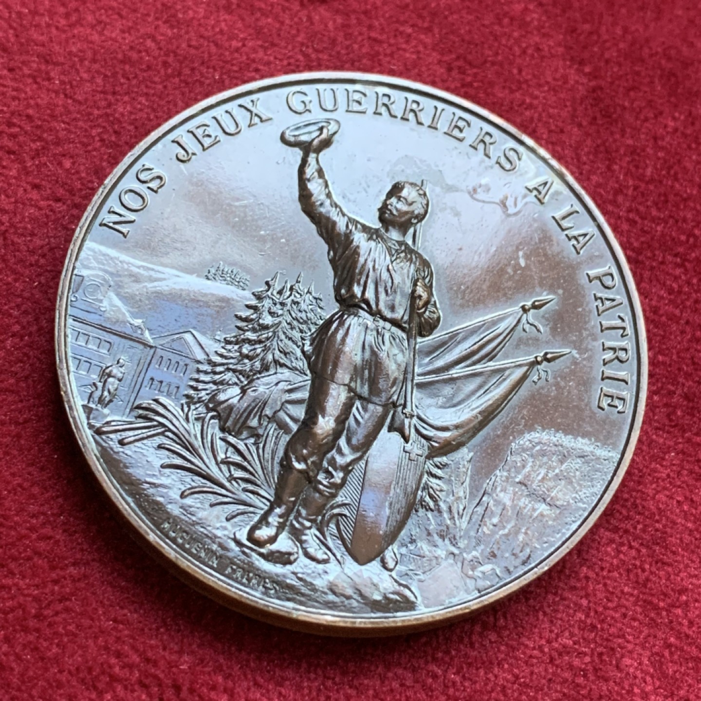 《竞宝斋》第98场-本周日，周一2场连拍（全场不限金额包邮） 瑞士1892力洛克射击节铜章原盒 表面有出厂清漆 所以品相保护的很好45mm42.7克