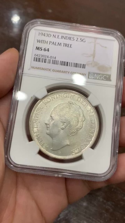 《竞宝斋》第98场-本周日，周一2场连拍（全场不限金额包邮） NGC-MS64 荷属东印度 1943年 威廉米娜女王 2.5盾原光大银币 顶级分数 非常稀少