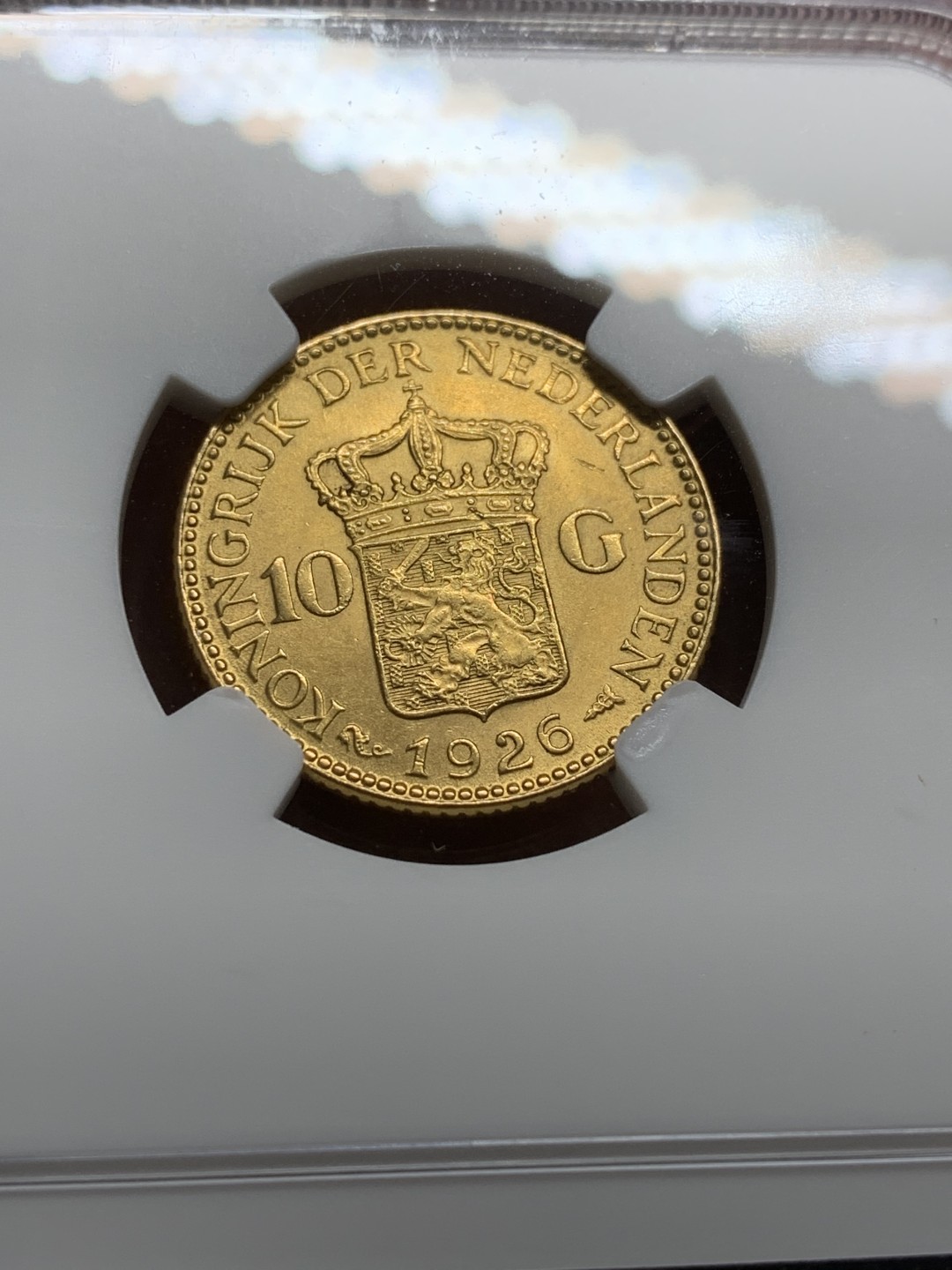 《竞宝斋》第98场-本周日，周一2场连拍（全场不限金额包邮） NGC-MS64 荷兰1926年 威廉米娜女王10盾金币 顶级品相 6.73克