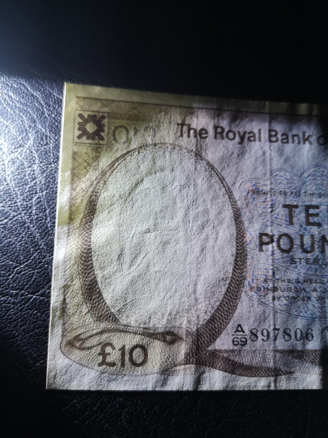 《外钞收藏家》第二百零五期 苏格兰经典专场👍 苏格兰皇家银行-1984-10镑	A/69 897806	P-343 疑似有折 AU品相
