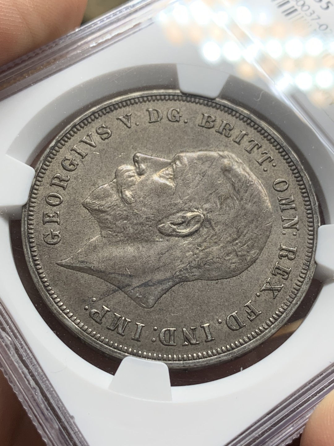 《竞宝斋》第98场-本周日，周一2场连拍（全场不限金额包邮） NGC AU55 英国 1935年 乔五 木马剑银币 原味包浆 状态不错