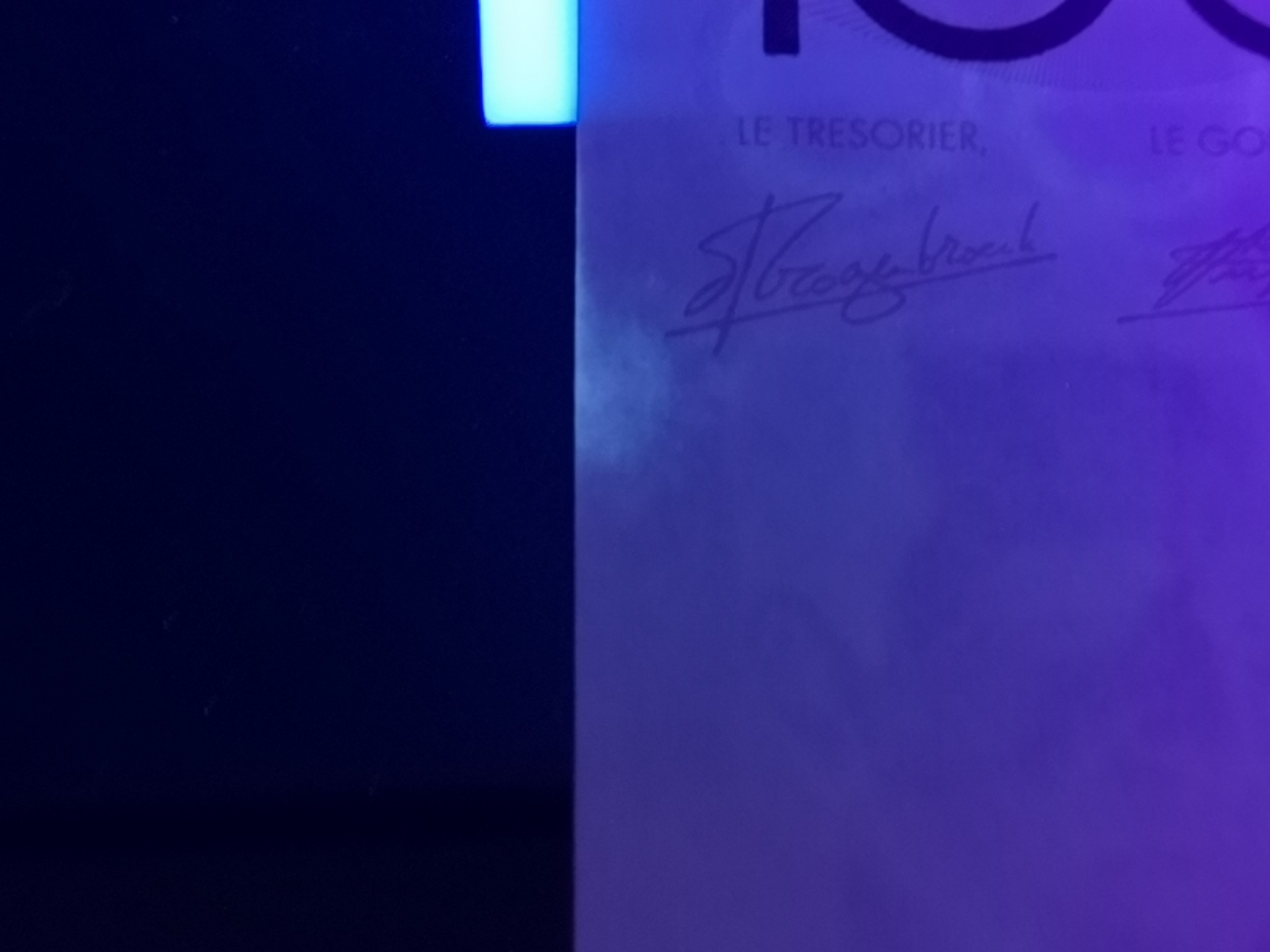 《外钞收藏家》第二百零四期 意大利2000和比利时100 两张一起 全新UNC