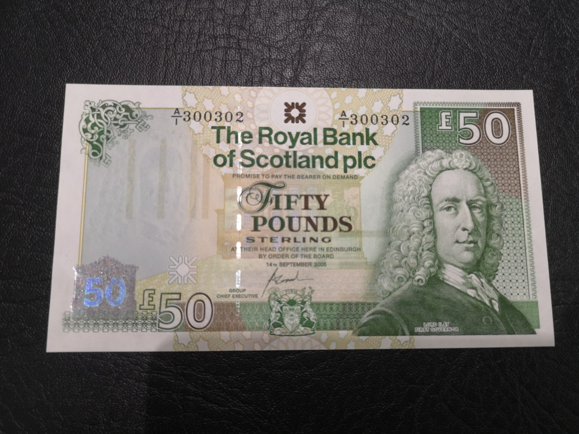 《外钞收藏家》第二百零五期 苏格兰经典专场👍 苏格兰皇家银行-2005-50镑	A/1 300302	P-367	全新UNC