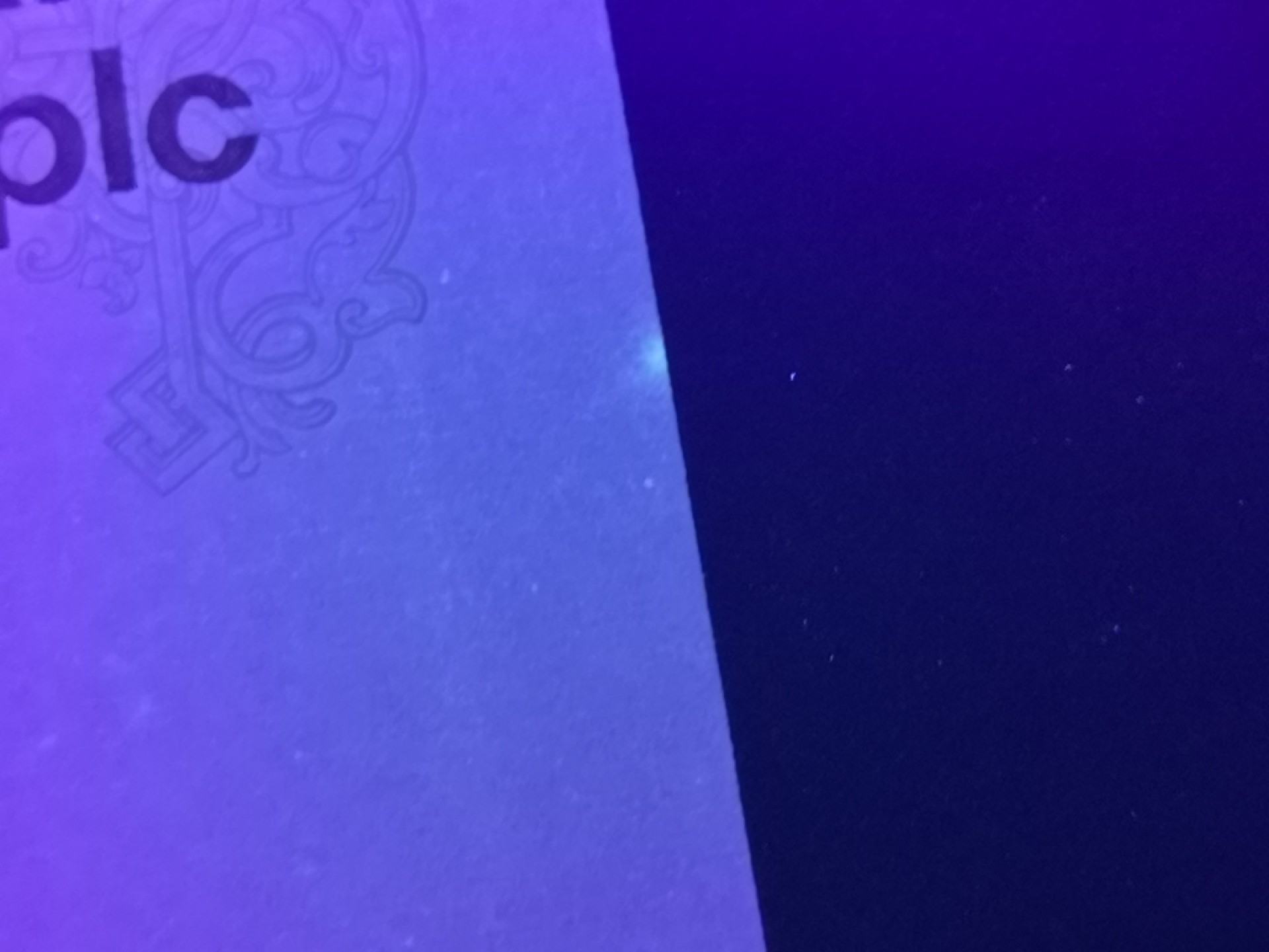 《外钞收藏家》第二百零五期 苏格兰经典专场👍 苏格兰皇家银行-1990-10镑	B/6 924513	P-348  全新 有个针尖大荧光瑕疵