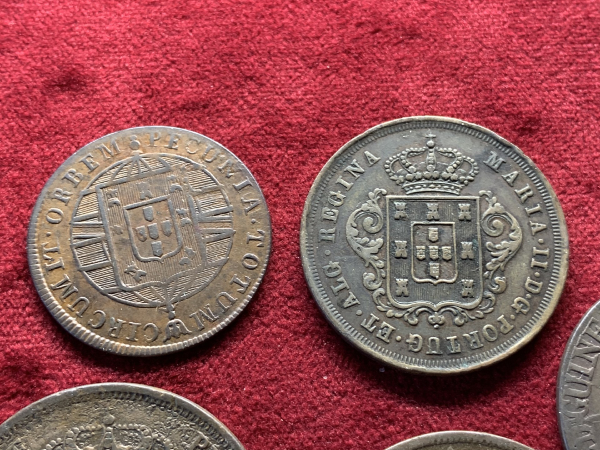 《竞宝斋》第98场-本周日，周一2场连拍（全场不限金额包邮） 葡属一组5枚（安哥拉1814年和1860年1MACUTA，1858年1/2MACUTA，1819年圣多美40REIS，1852年马德拉10REIS）