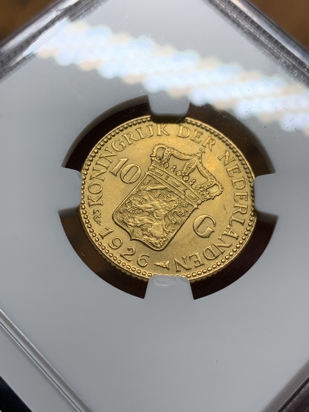 《竞宝斋》第98场-本周日，周一2场连拍（全场不限金额包邮） NGC-MS64 荷兰1926年 威廉米娜女王10盾金币 顶级品相 6.73克