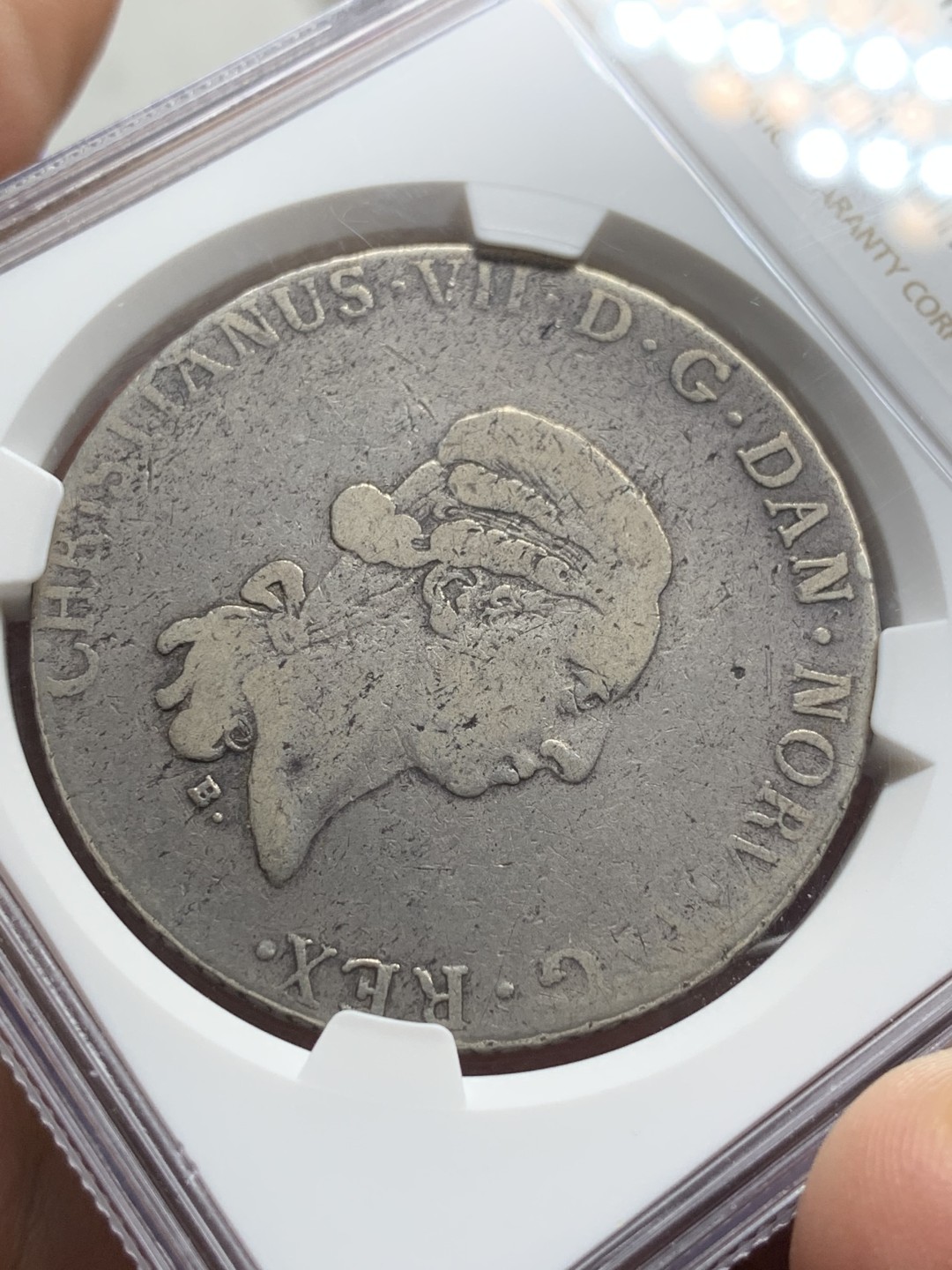 《竞宝斋》第98场-本周日，周一2场连拍（全场不限金额包邮） NGC VF评级 丹麦 石勒苏益格.荷尔斯泰因1787年1sp 大银币