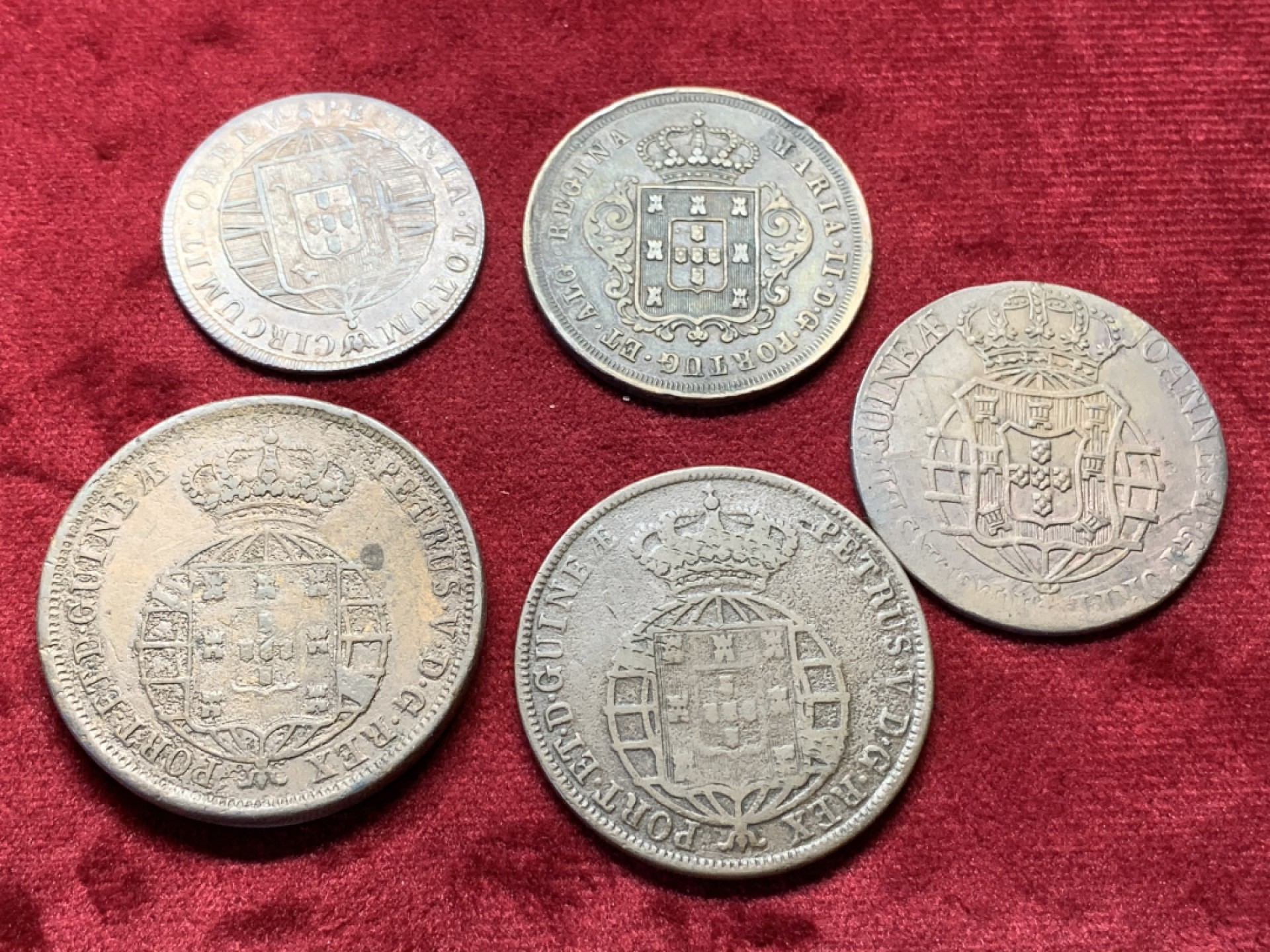 《竞宝斋》第98场-本周日，周一2场连拍（全场不限金额包邮） 葡属一组5枚（安哥拉1814年和1860年1MACUTA，1858年1/2MACUTA，1819年圣多美40REIS，1852年马德拉10REIS）