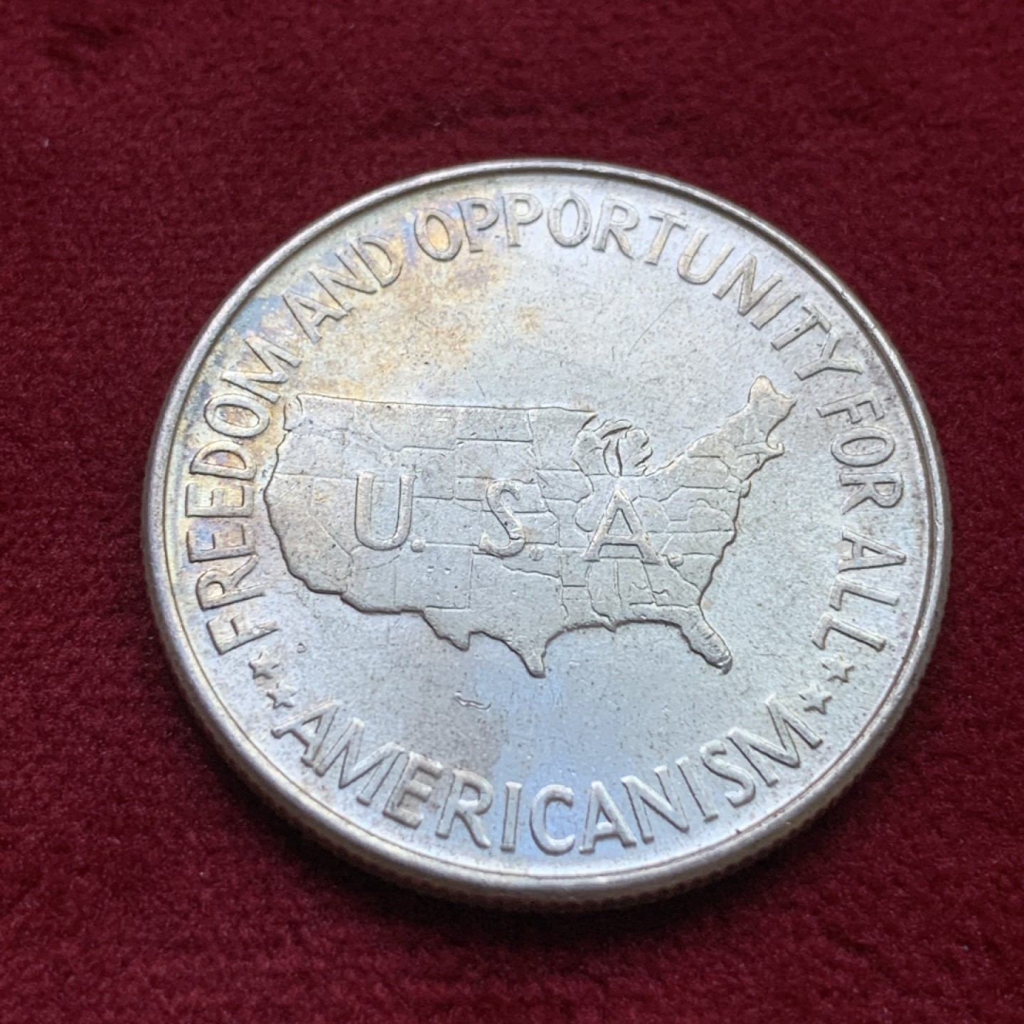 《竞宝斋》第98场-本周日，周一2场连拍（全场不限金额包邮） 美国1952年纪念银币 半美元 地图币 BU好品