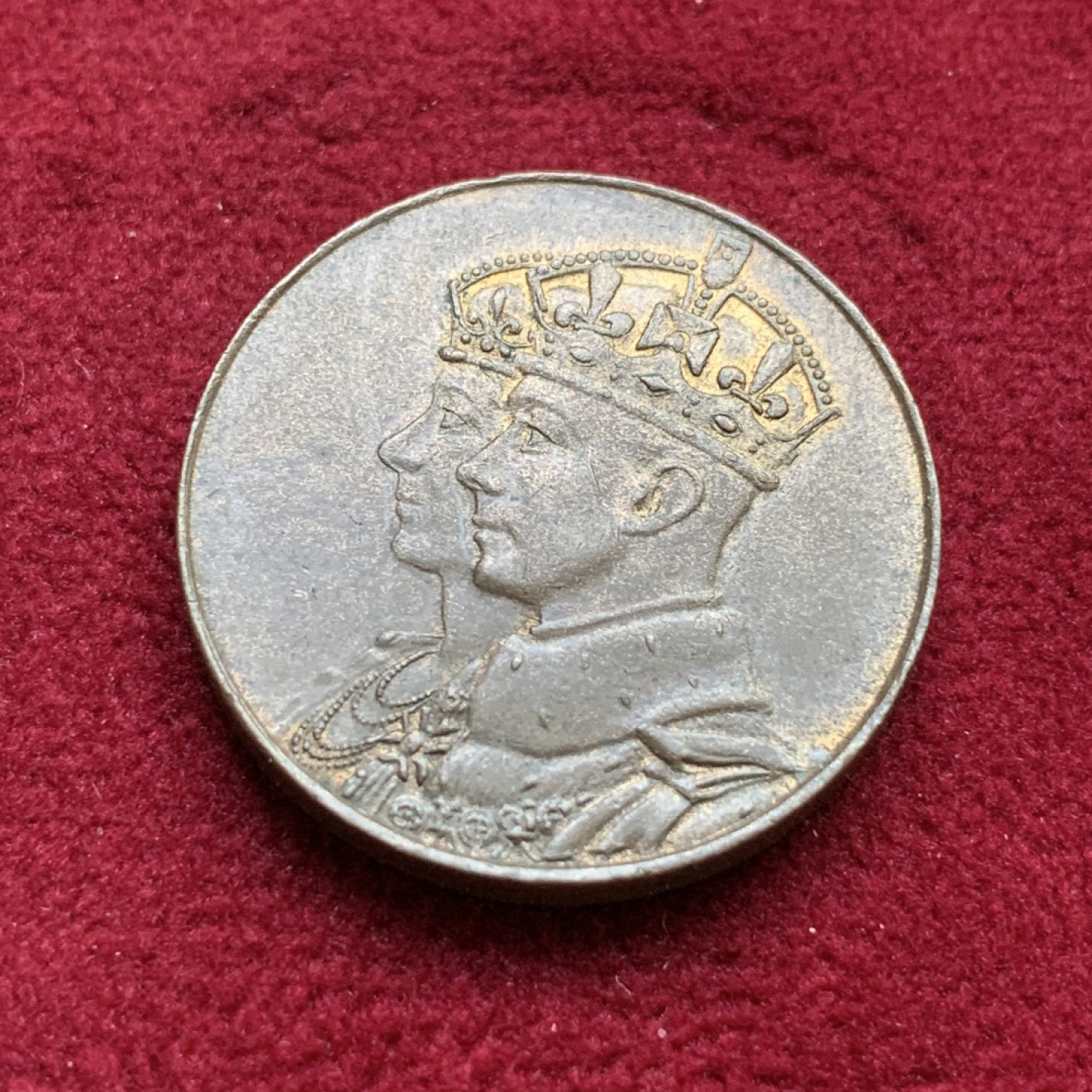 《竞宝斋》第98场-本周日，周一2场连拍（全场不限金额包邮） 加拿大1939年乔治六世夫妇纪念章 背面加拿大地图