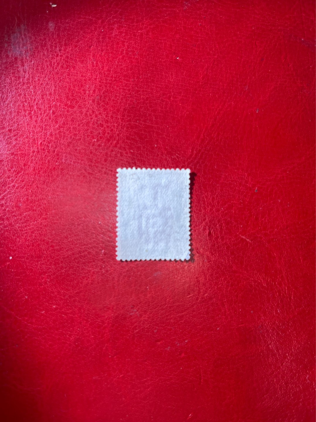 洪涛臻品 精选邮票限时拍卖第三十八期 比大清龙票还早的邮票，上海地方邮票，半分，面艳背白品好，水印清晰漂亮！终身保真！放心入手保真清朝时期文物邮票的机会！