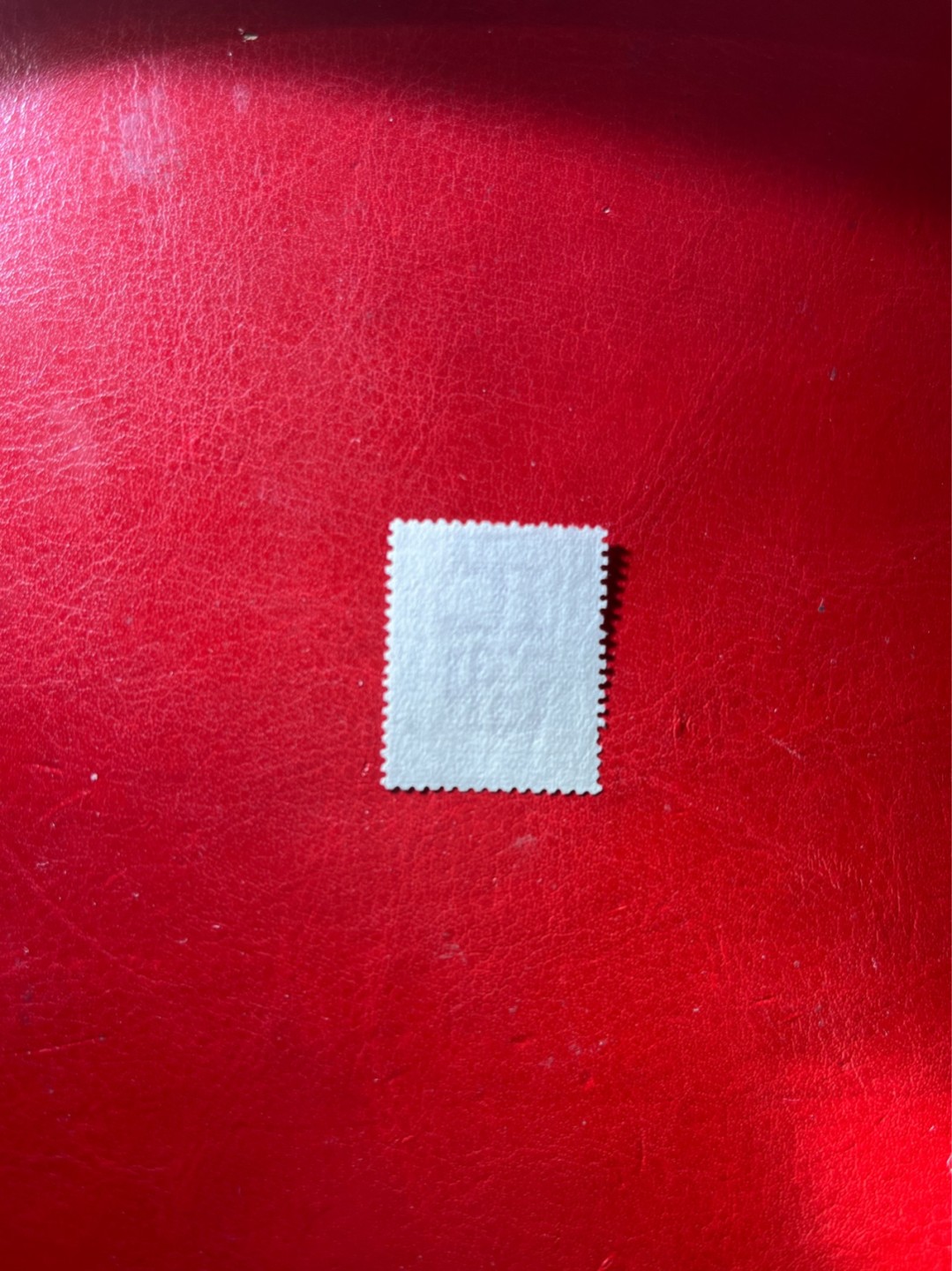 洪涛臻品 精选邮票限时拍卖第三十八期 比大清龙票还早的邮票，上海地方邮票，1分，面艳背白品好，水印清晰漂亮！终身保真！放心入手保真清朝时期文物邮票的机会！