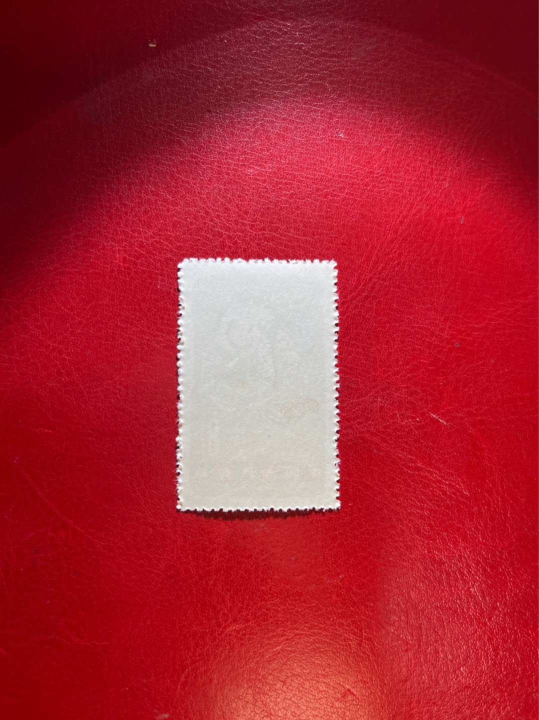 洪涛臻品 精选邮票限时拍卖第三十八期 特54儿童 盖销 12-3   一 枚，版撕全品嘎嘎绝， 面艳背白，生口，非常漂亮，热门票，草纸小票折痕多，全品数量有限，注意捡漏