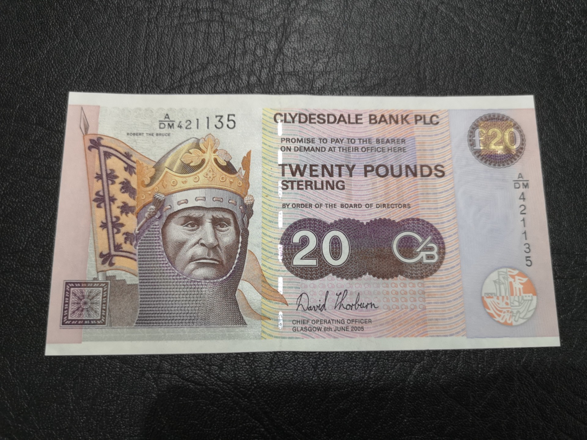 《外钞收藏家》第二百零五期 苏格兰经典专场👍 克莱斯戴尔银行-2005-20镑	A/DM 421135	P-229F	《交易所开张》纪念钞	全新UNC