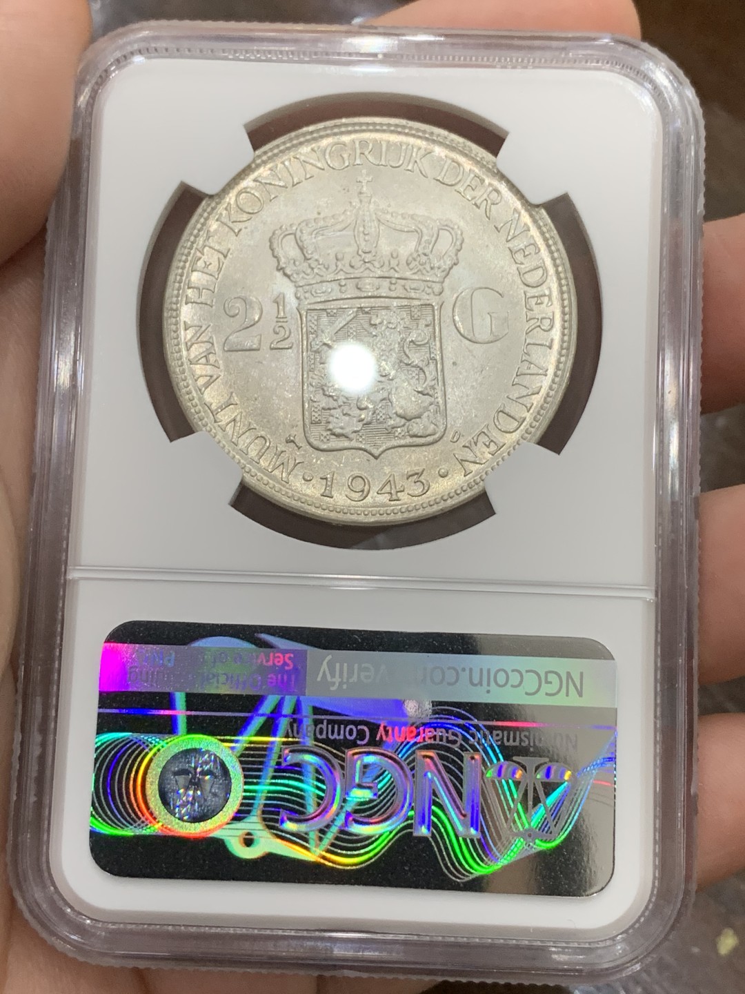 《竞宝斋》第98场-本周日，周一2场连拍（全场不限金额包邮） NGC-MS64 荷属东印度 1943年 威廉米娜女王 2.5盾原光大银币 顶级分数 非常稀少