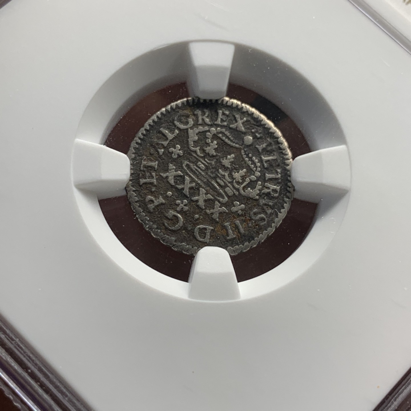 《竞宝斋》第98场-本周日，周一2场连拍（全场不限金额包邮） 2枚一起 NGC评级+裸币一枚 葡萄牙40里斯.西班牙1/2R十字小银币2枚