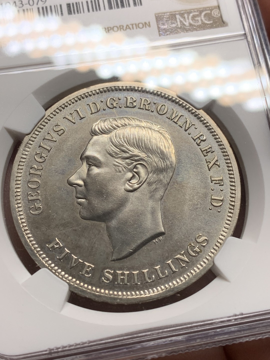 《竞宝斋》第98场-本周日，周一2场连拍（全场不限金额包邮） NGC-PL64 英国1951年乔治六世1克朗大镍币，最后的马剑。强镜面底板，经典圣乔治屠龙