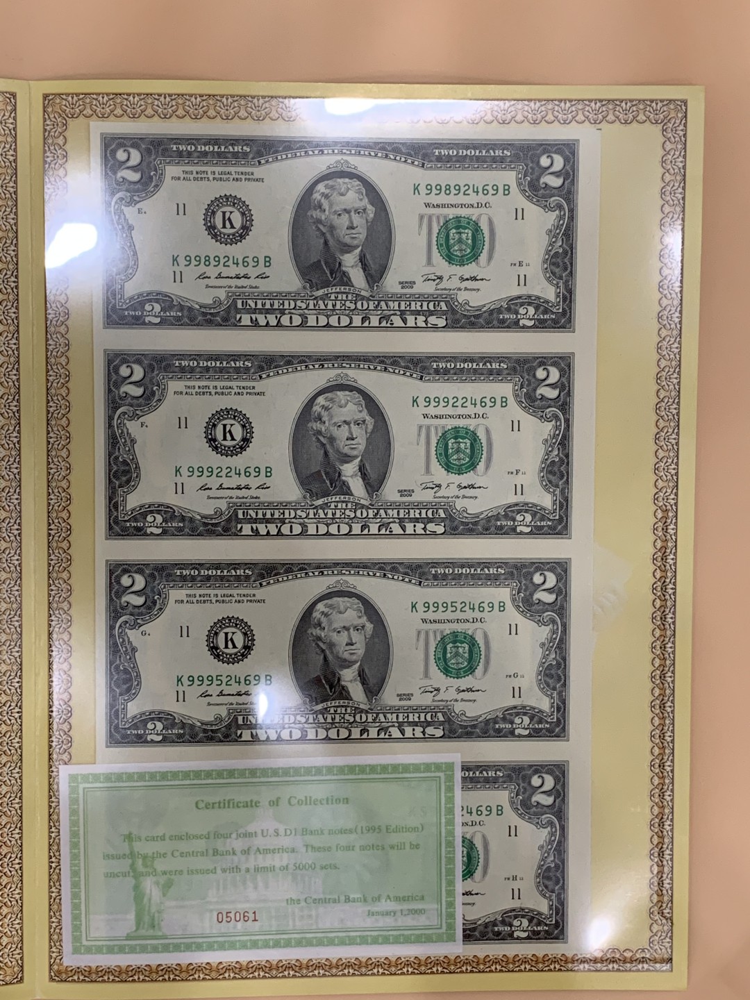 《竞宝斋》第98场-本周日，周一2场连拍（全场不限金额包邮） 2册一起  1美元两连体，2美元四连体，999豹子开头。印钞厂限量发行，带证书册子