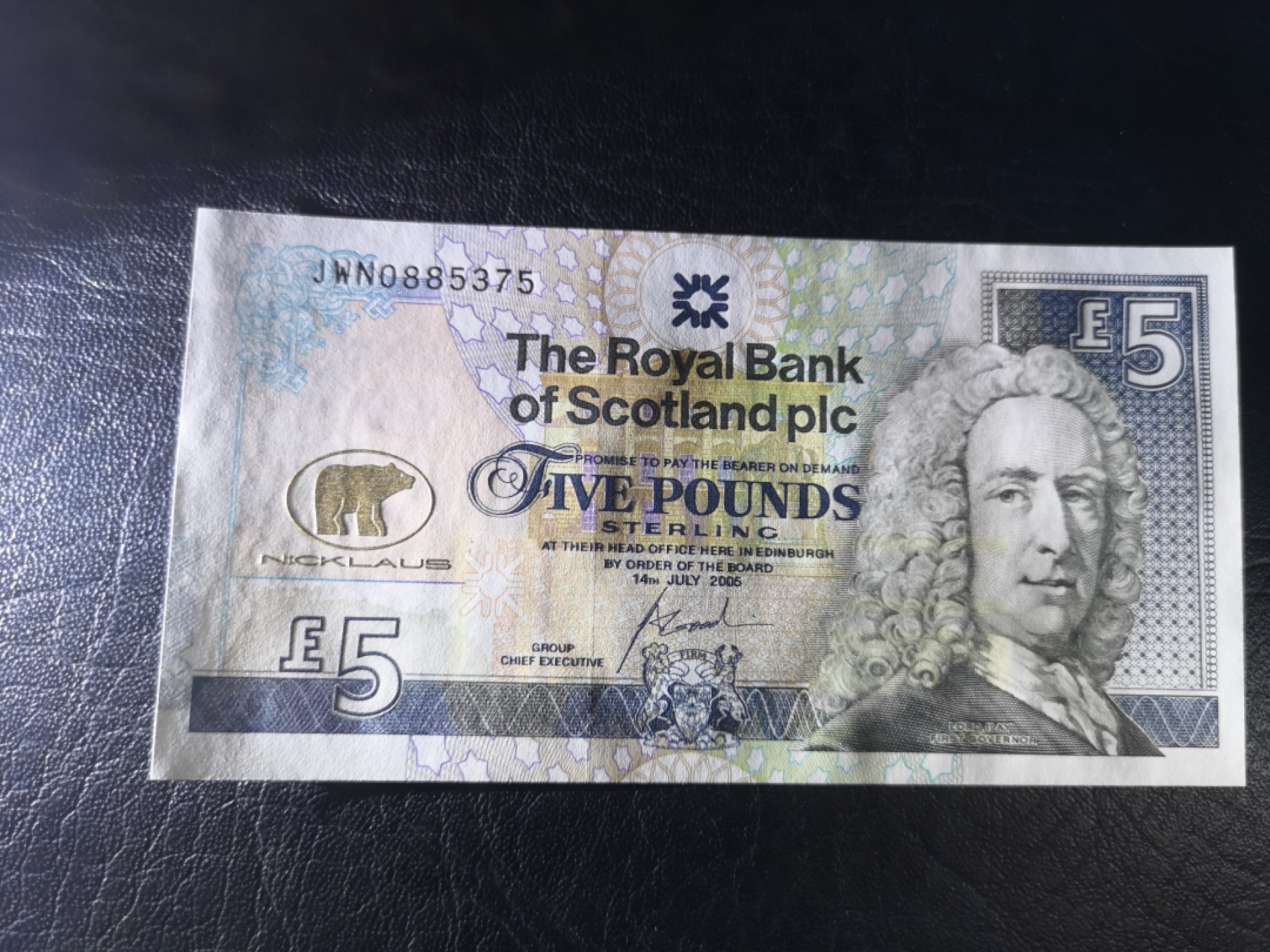 《外钞收藏家》第二百零五期 苏格兰经典专场👍 苏格兰皇家银行-2005-5镑	JWN 0885375	P-365	尼古拉斯退役	全新UNC
