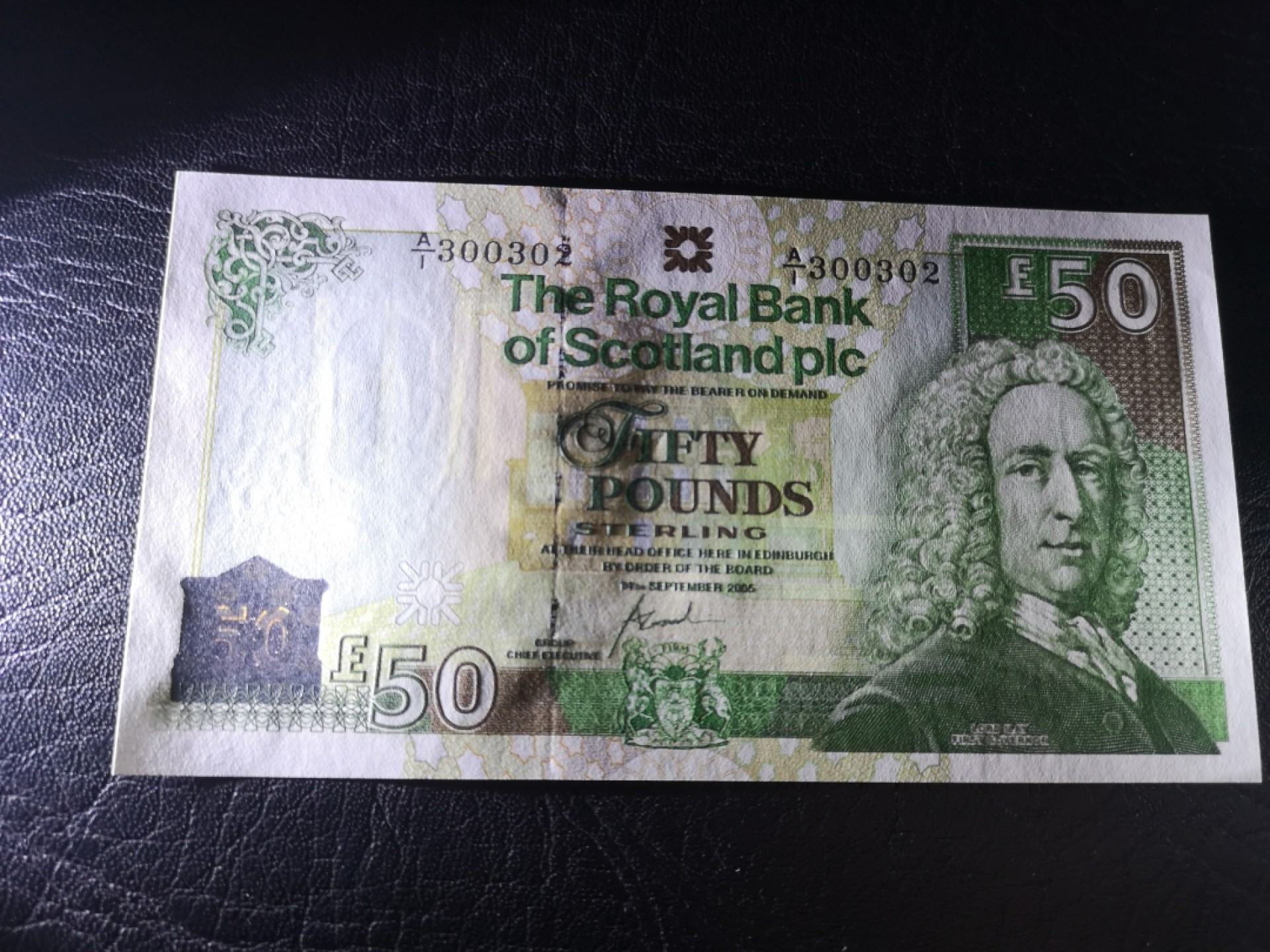《外钞收藏家》第二百零五期 苏格兰经典专场👍 苏格兰皇家银行-2005-50镑	A/1 300302	P-367	全新UNC
