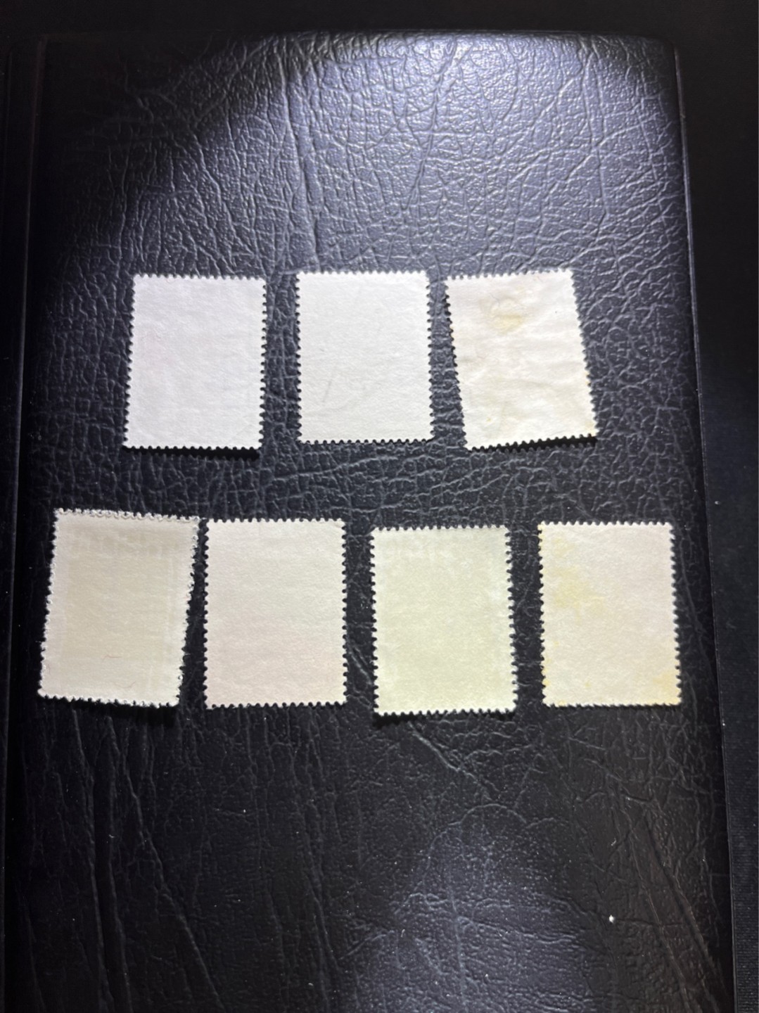 洪涛臻品 精选邮票限时拍卖第三十九期 庄敬自强邮票，包括全新邮票。中国恢复联合国地位，及中华民国被踢出联合国后，蒋公号召岛内要庄敬自强，然后就有了这套邮票。