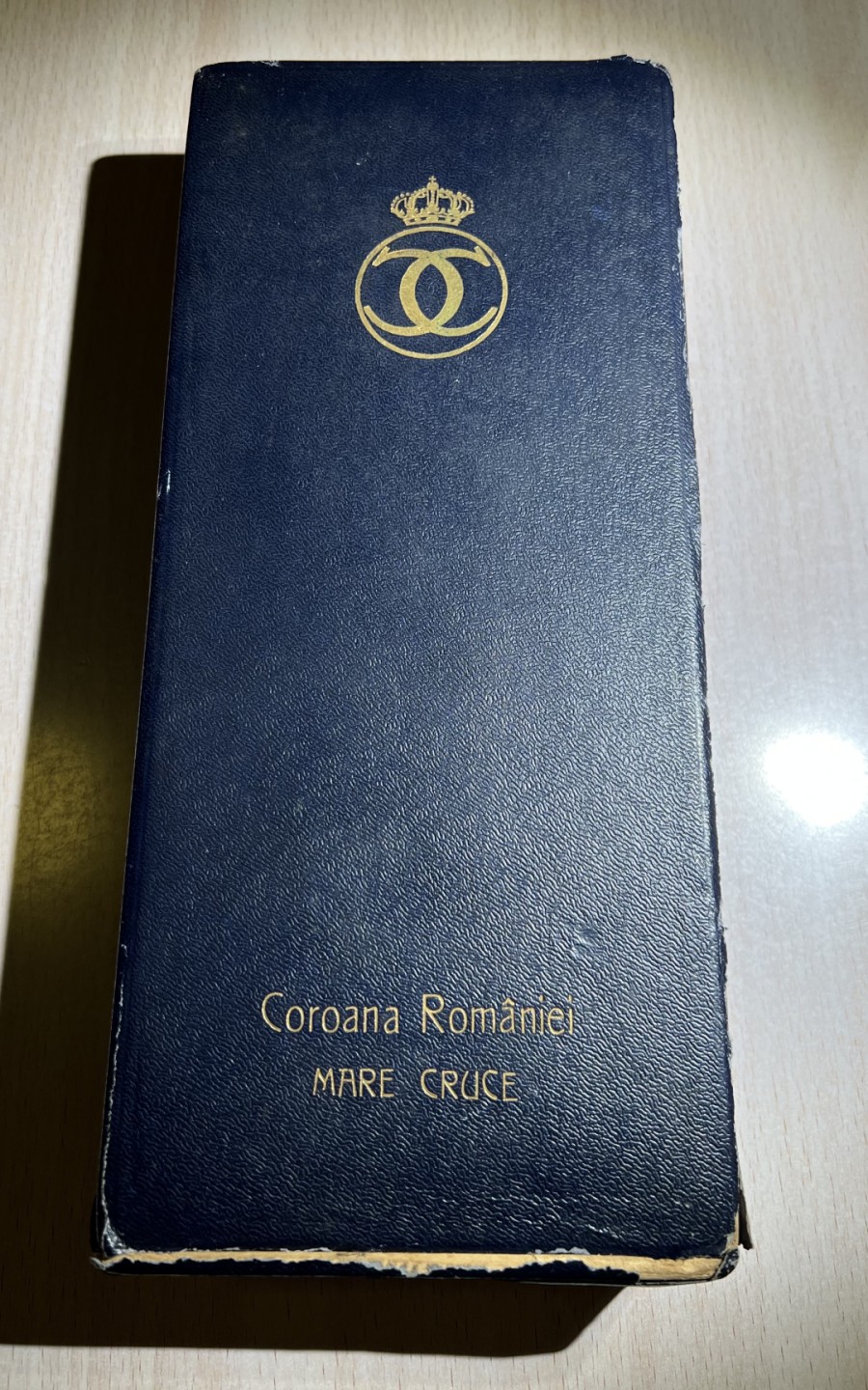 大猫徽章拍卖第203期 罗马尼亚大十字级王冠勋章 银质珐琅 原盒原绶  第二版1932—1947。全品相 稀少版本