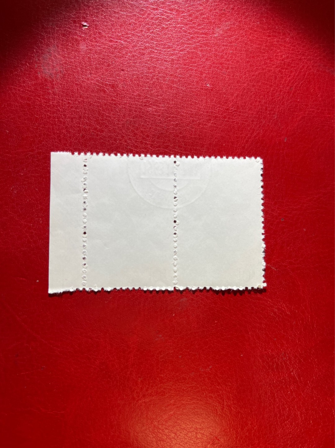 洪涛臻品 精选邮票限时拍卖第三十九期 特56蝴蝶盖销  20-12  2枚，数字边，下边中间戳★六珍三俗稀缺★版撕全品嘎嘎绝，钢戳，面艳胶白，六珍之一，非常受欢迎的品种，新票价格高，盖销全品不要错过