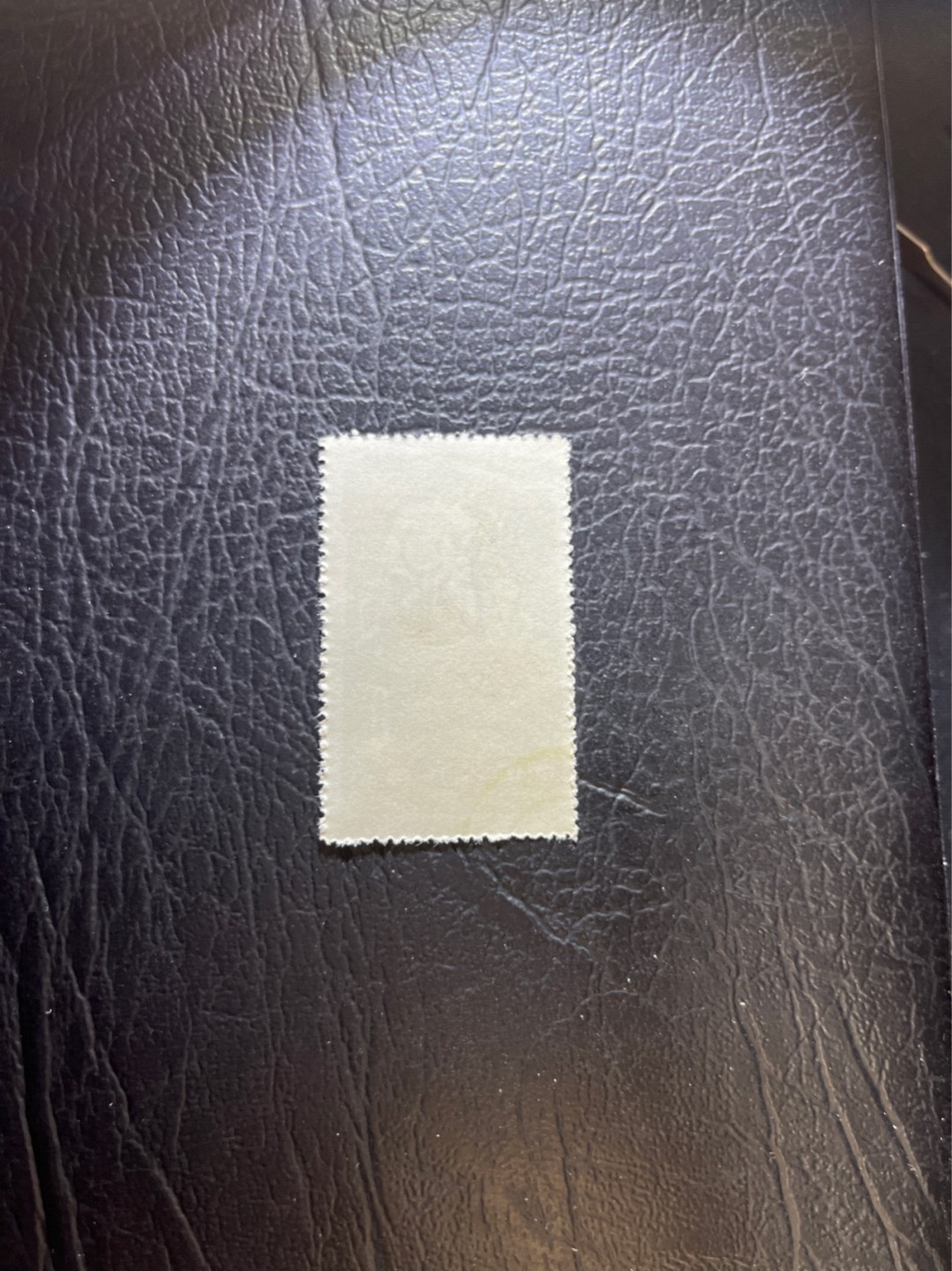 洪涛臻品 精选邮票限时拍卖第三十九期 特54儿童 盖销 12-3   一 枚，版撕全品嘎嘎绝， 面艳背白，生口，非常漂亮，热门票，草纸小票折痕多，全品数量有限，注意捡漏