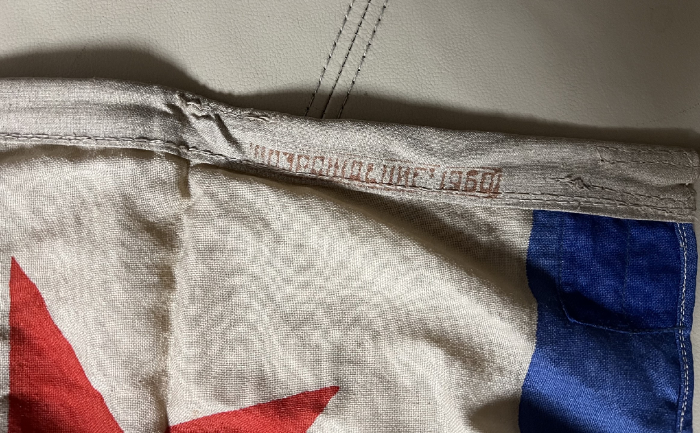 大猫徽章拍卖第203期 苏联海军旗 60年代 长72厘米 宽44厘米