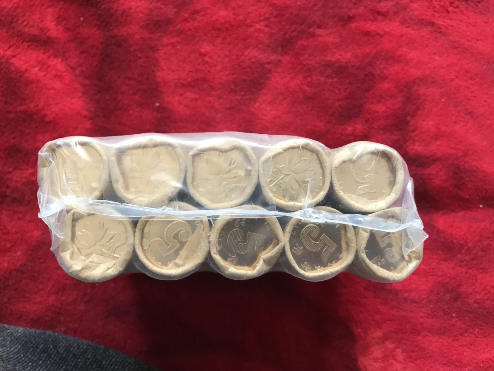 缤纷开心拍576期 银行原包荷花一包，2017年的，潜力品种