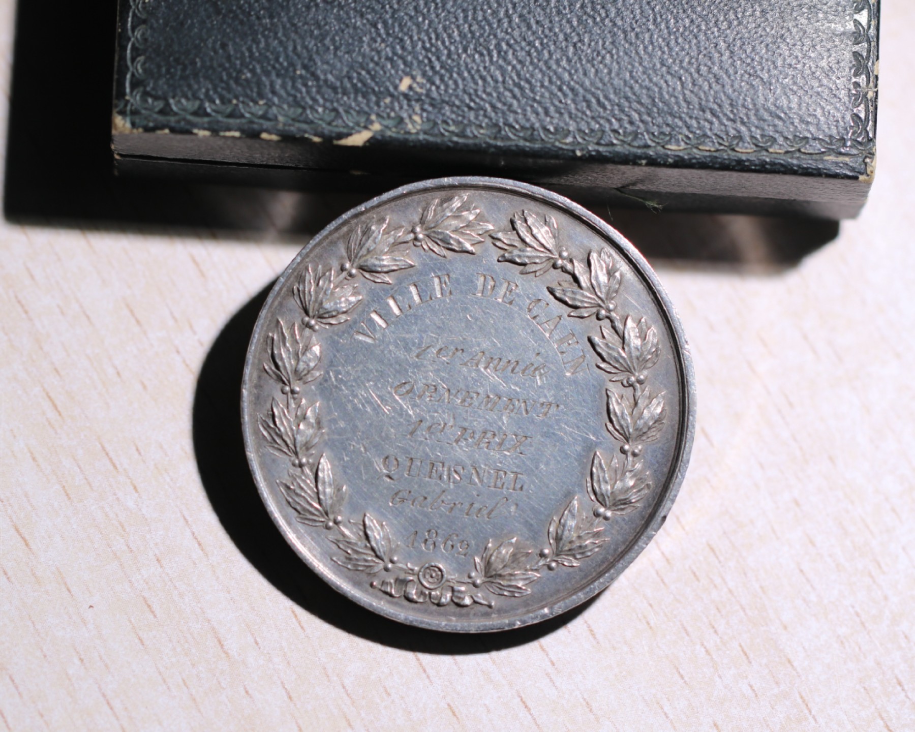 大猫徽章拍卖第203期 法国1862玛丽安娜女神大银章 原盒 侧面银戳