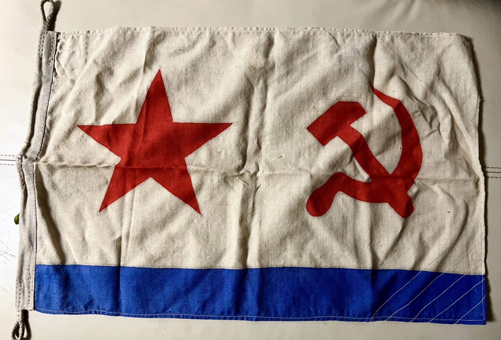 大猫徽章拍卖第203期 苏联海军旗 60年代 长72厘米 宽44厘米