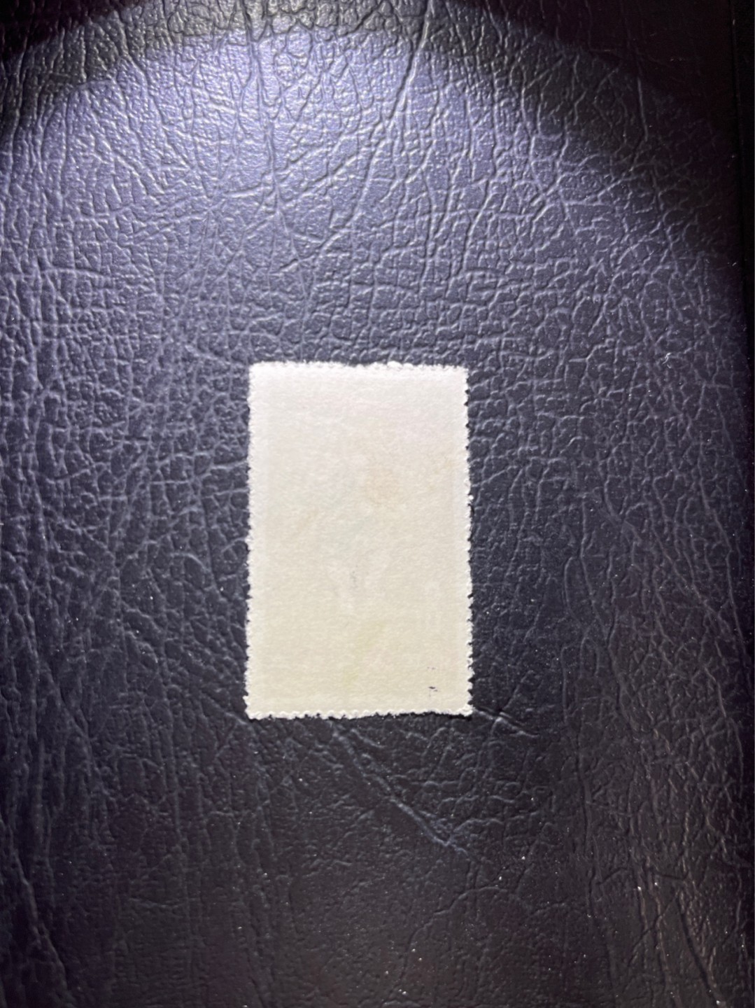 洪涛臻品 精选邮票限时拍卖第三十九期 特54儿童 盖销 12-8   一 枚，版撕全品嘎嘎绝， 面艳背白，生口，非常漂亮，热门票，草纸小票折痕多，全品数量有限，注意捡漏
