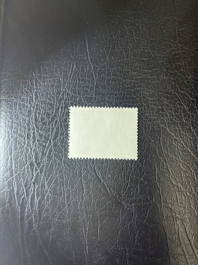 洪涛臻品批发群 精选邮票限时拍卖第1154期  编号巴黎公社 N11   一枚，★完美品相，绝品无瑕疵，齿孔饱满★随时售缺，编号票中的龙头，版撕全品嘎嘎绝，收藏级品相。齿孔新且饱满，全品可评级，注意捡漏。！《ASG评级处于初级阶段，注意建仓便宜的版撕货，未来市场前景不可估量！！！！》