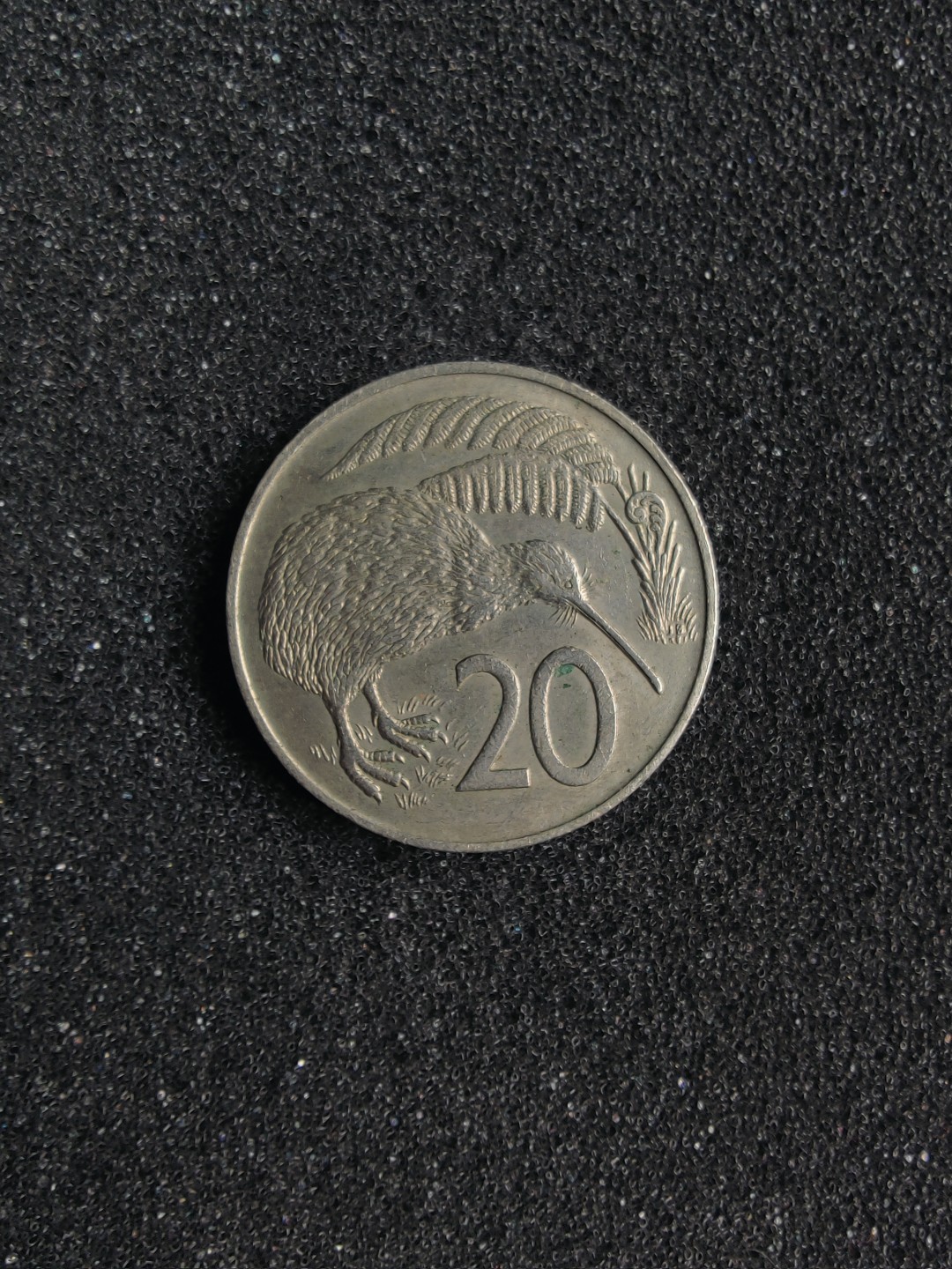 ♥一只鱼（世界钱币第一期） 新西兰20分