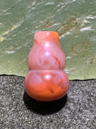 精美亚光高玉化酒红色缠丝玛瑙直桶，桶珠一颗， - 精美亚光高玉化酒红色缠丝玛瑙直桶，桶珠一颗，