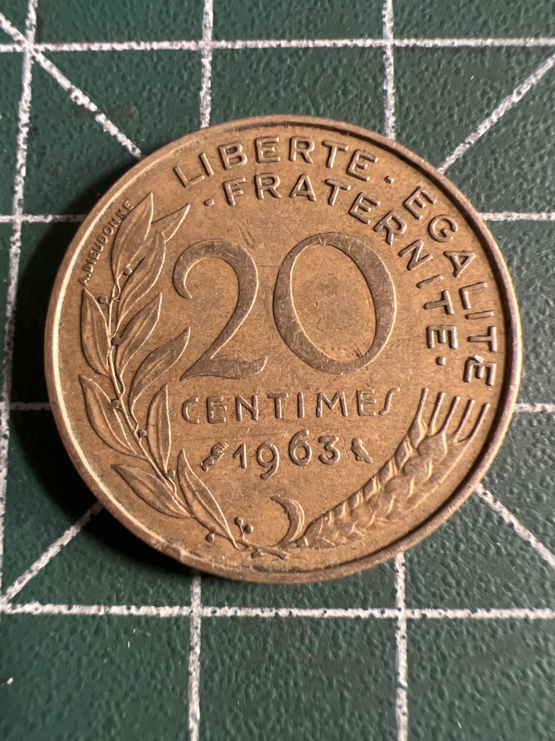 泡泡堂第101期  世界硬币邮票纪念章专场（无押金，无佣金，捡漏，全场20包邮，偏远地区除外） 法国二十分