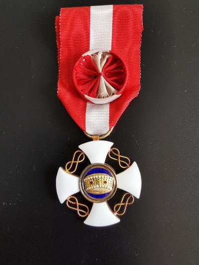 欢度国庆——号角文化七天假日大连拍第一场 - 意大利王国军官级王冠勋章 金制 带原盒