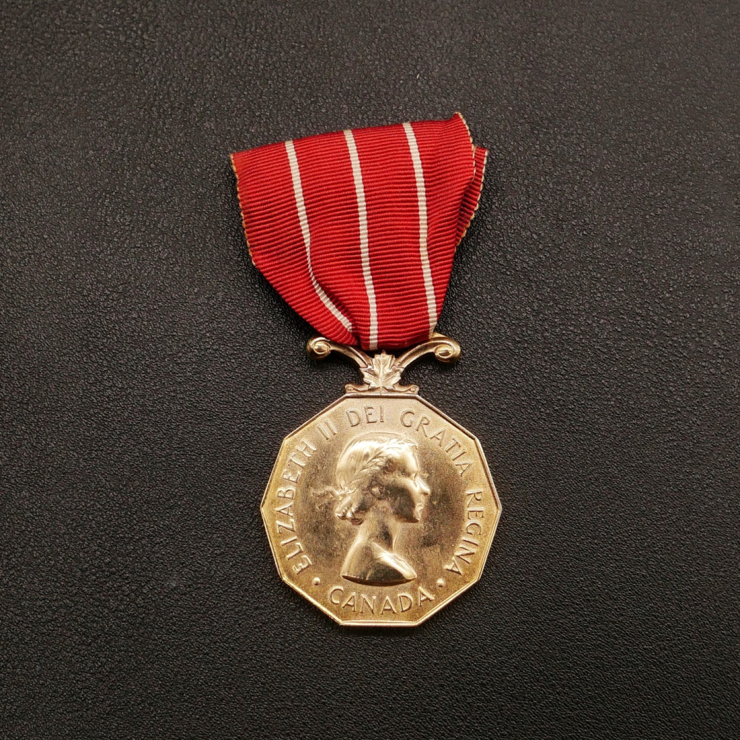 勋章奖章交易所10月1日群拍，举国同庆，全场包邮！ 加拿大武装力量奖章（授予弗里曼）